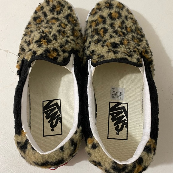 Van’s slip on shoes - Picture 3 of 4